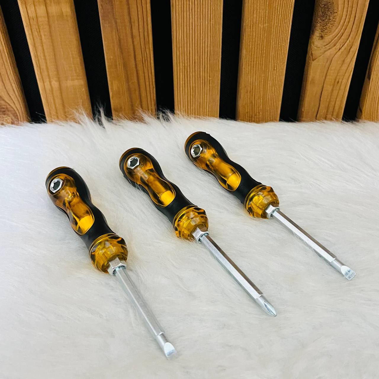 پیچ گوشتی زرد بلند